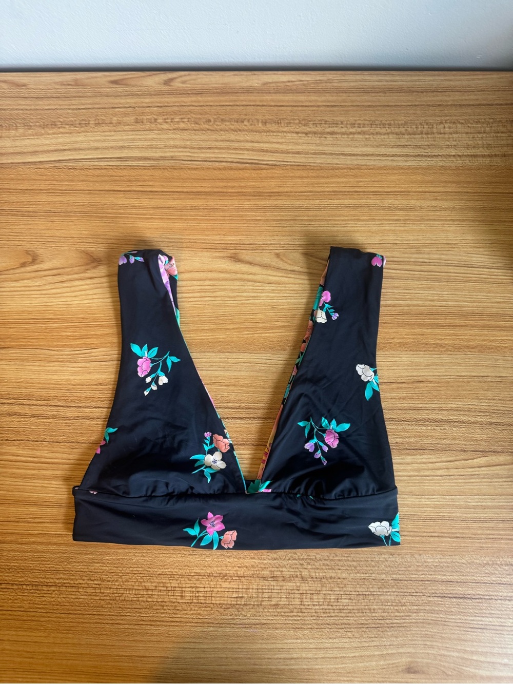 Billabong Reversible Floral Bikini Top - Picture 3 of 4